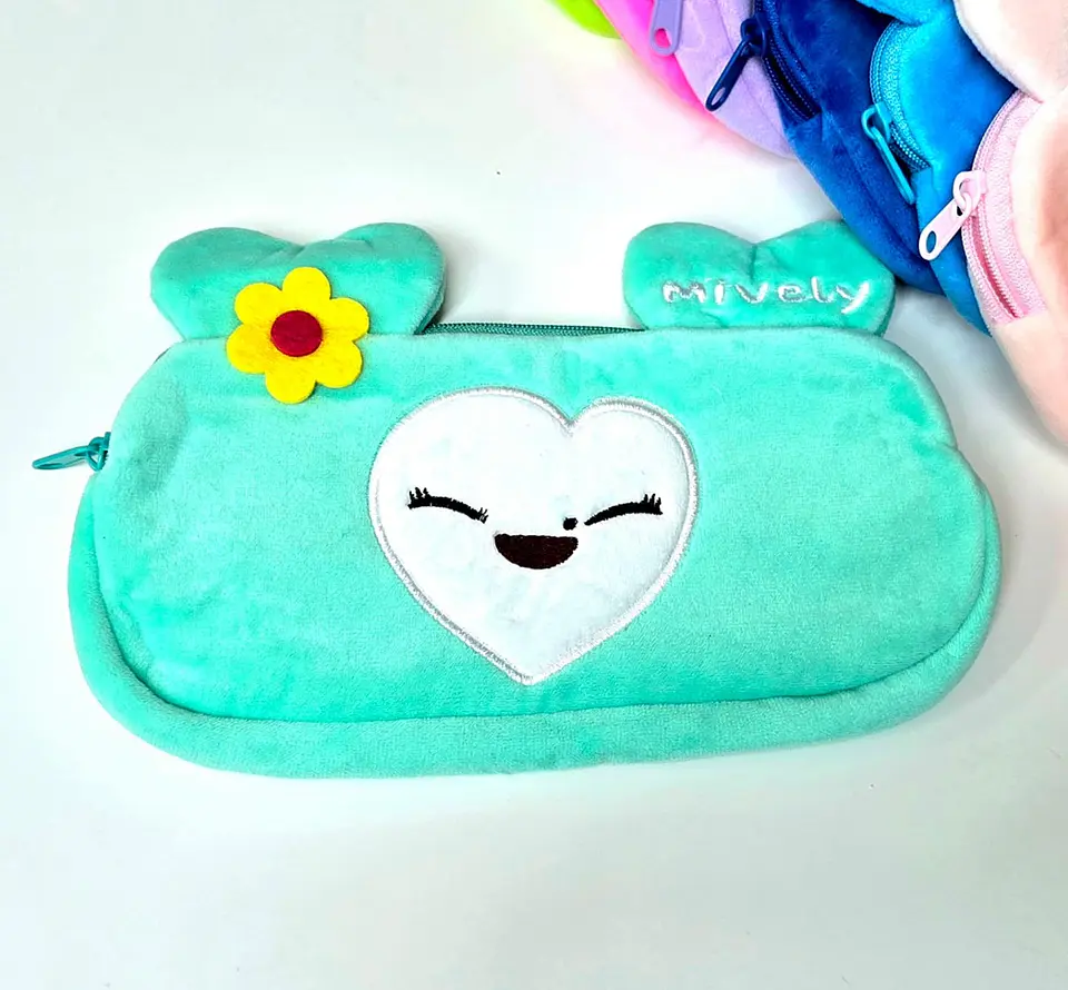 PENCIL CASE PLUSH LOVELY 8