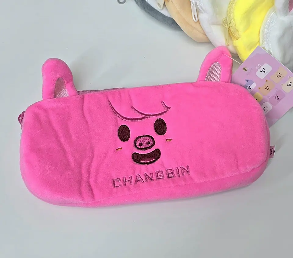 PENCIL CASE PLUSH SKZOO  4