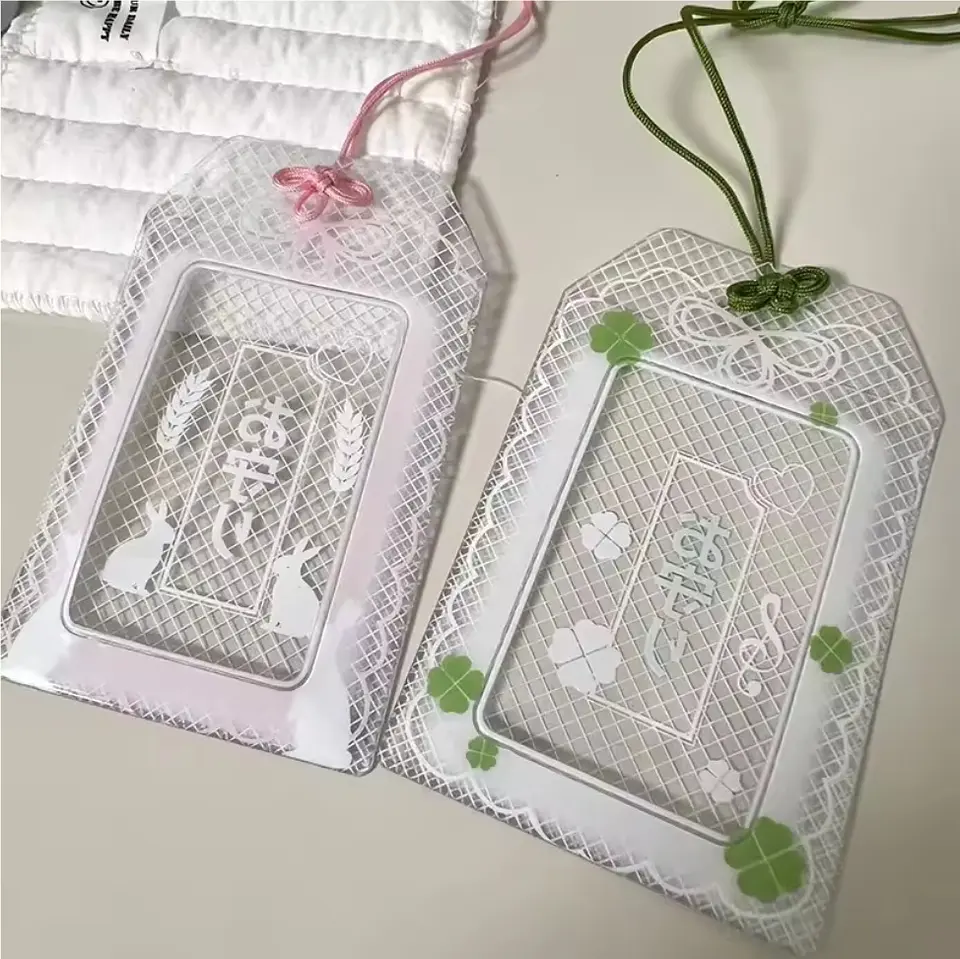 CARD HOLDER 