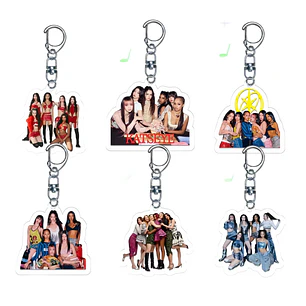 LLAVERO ACRILICO KATSEYE GRUPALES