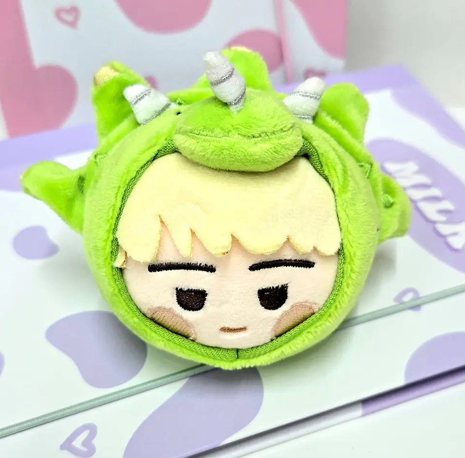 PLUSH KEYRING BTS 
