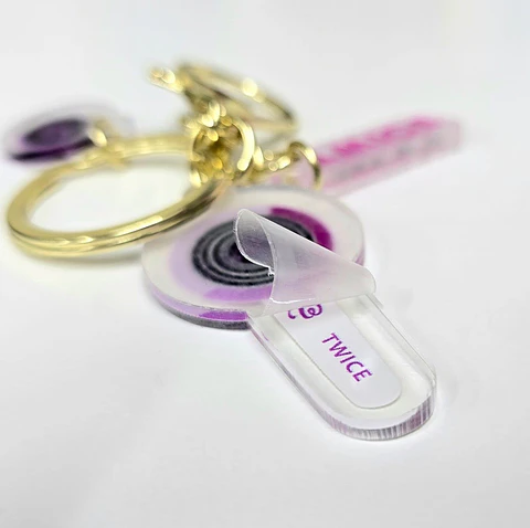 LLAVERO ACRILICO TWICE "LIGHSTICK CANDY~~"