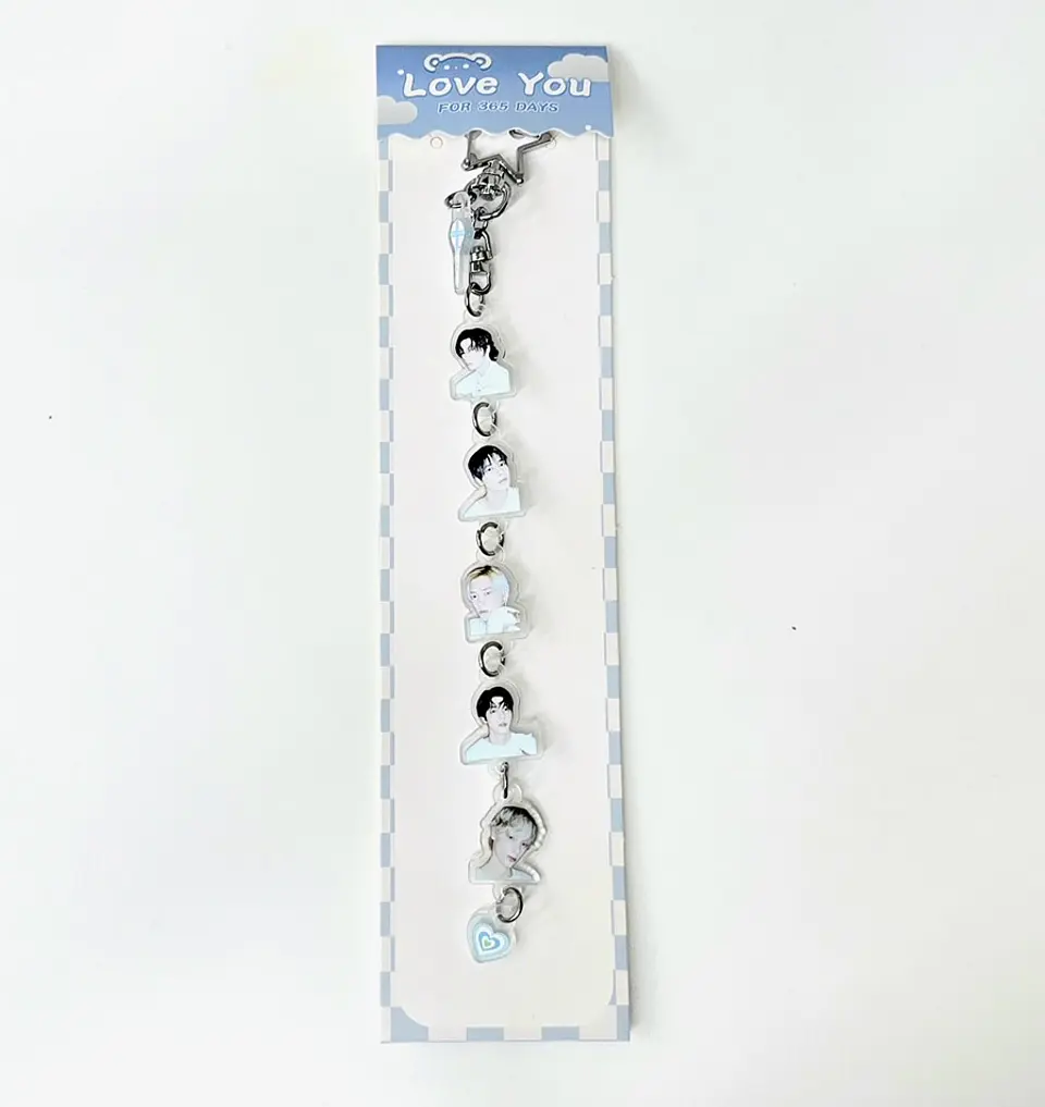 CHARM LARGO VARIEDADES K-POP 13