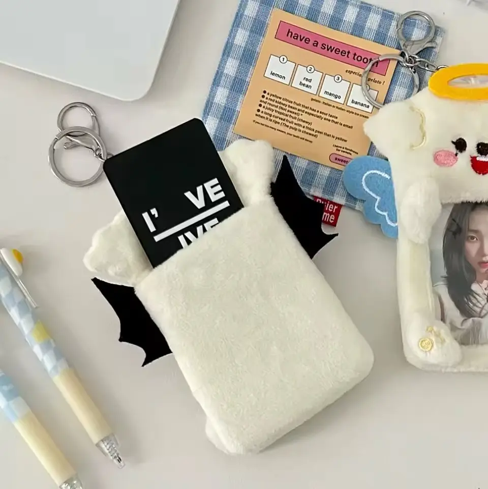 CARD HOLDER FELPA 