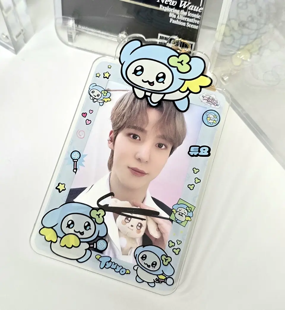 CARD HOLDER ACRILICO ATEEZ 