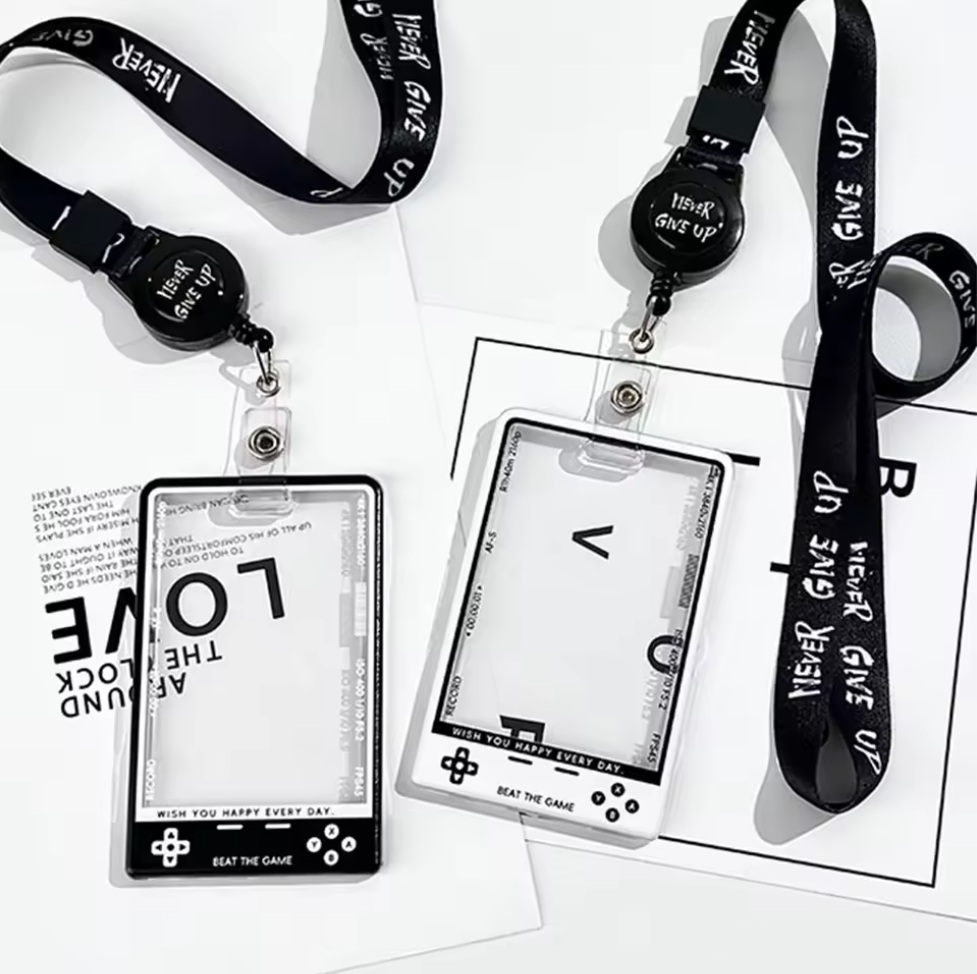 CARD HOLDER + LANYARD "GAME"