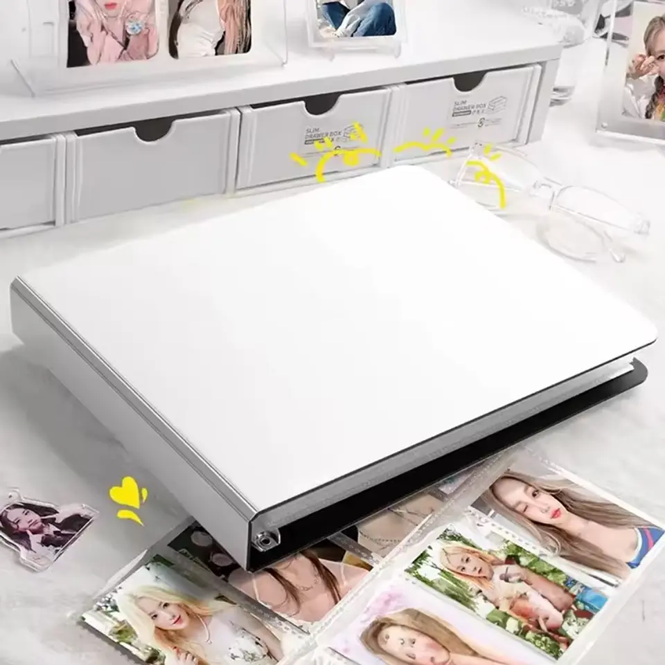 BINDER A4 