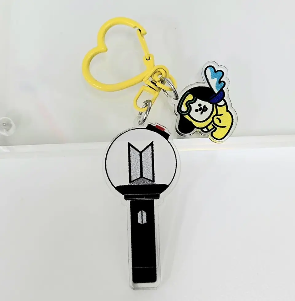 LLAVERO ACRILICO LIGHTSTICK + BT21 