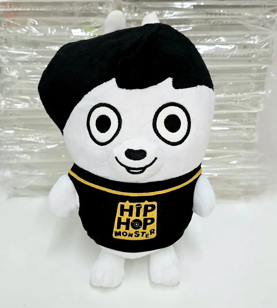 PELUCHE BTS - HIP HOP MONSTER ALTERNATIVO 6