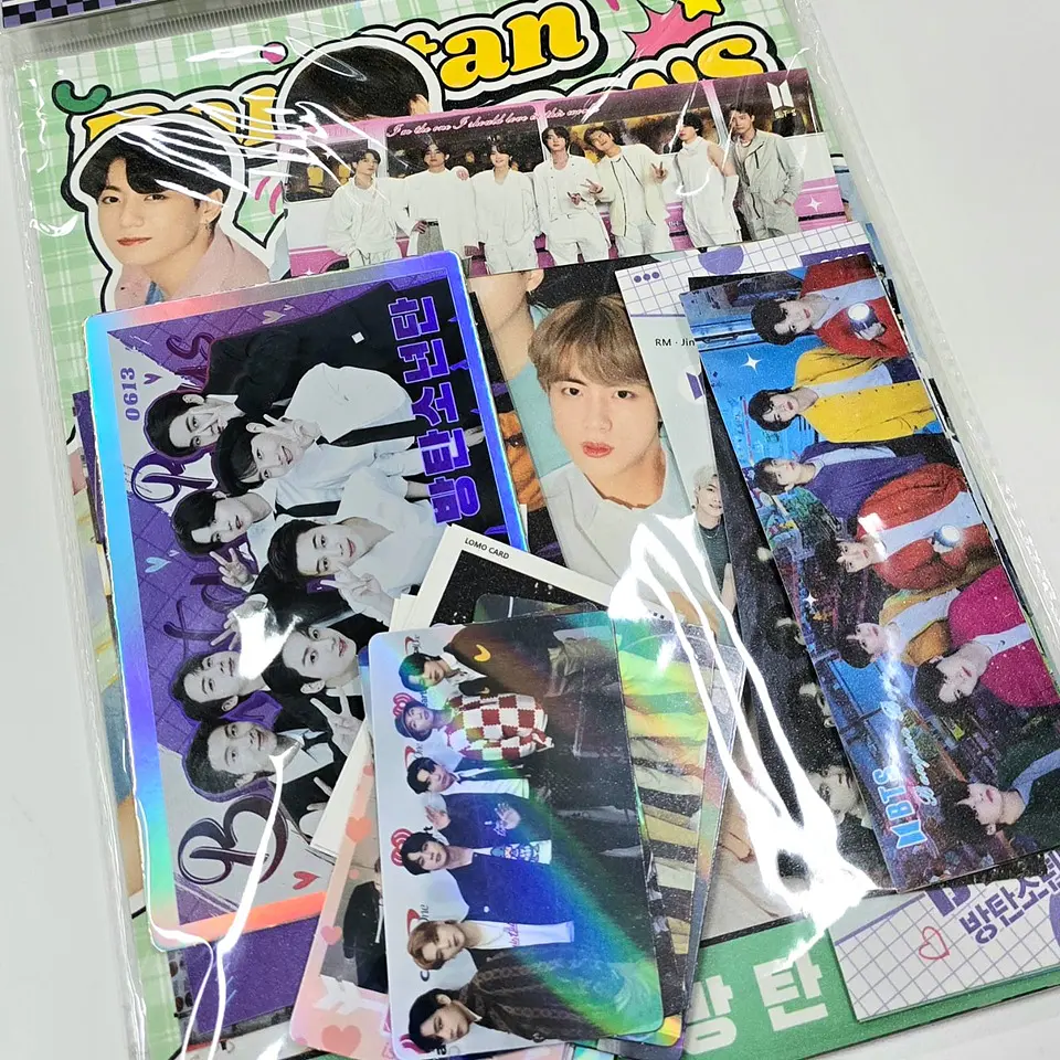 SET PAPELERIA MEDIANO VARIEDADES KPOP 14