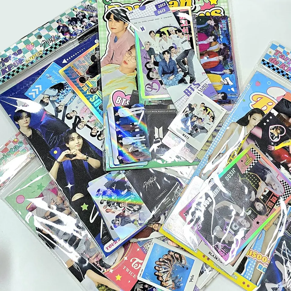 SET PAPELERIA MEDIANO VARIEDADES KPOP 1