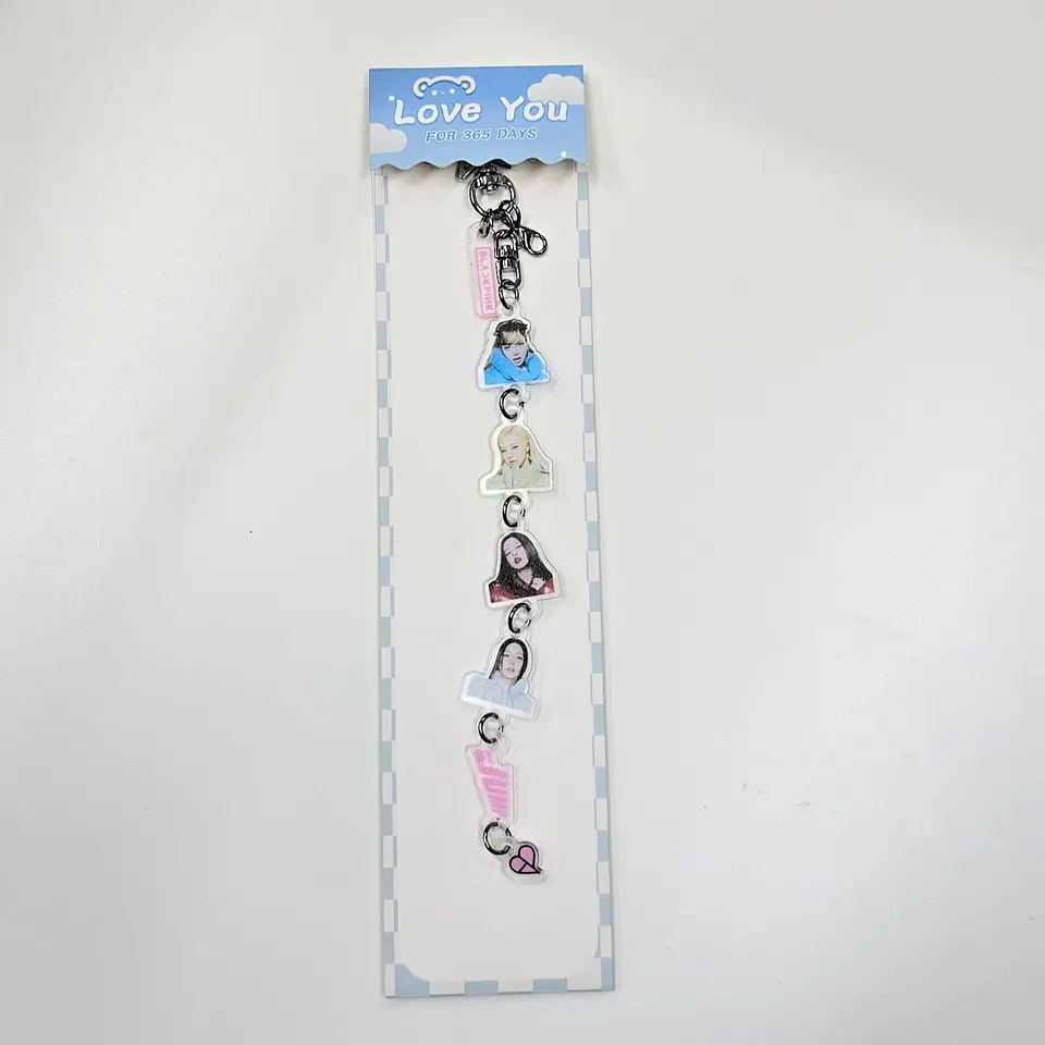 CHARM LARGO VARIEDADES K-POP 17