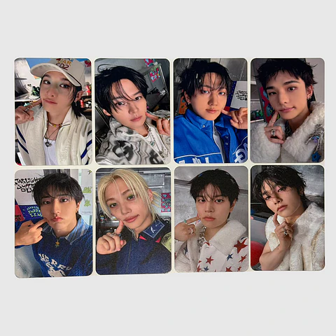 STRAY KIDS - SEASON'S GREETINGS 2026 SOUNDWAVE PHOTOCARD PRE ORDER SET
