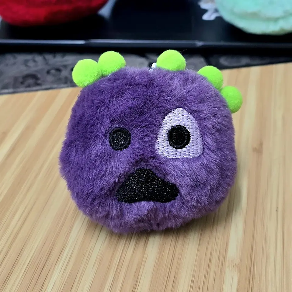 PLUSH KEYRING CORTIS 