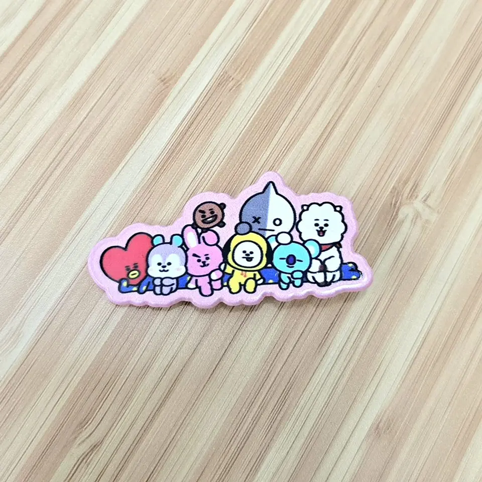 PINCHES VARIEDAD KPOP  5