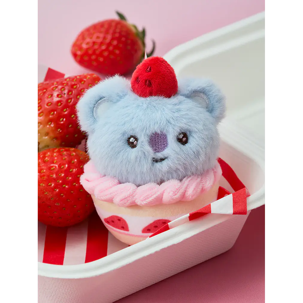 BT21 - STRAWBERRY TART PLUSH KEYRING 3