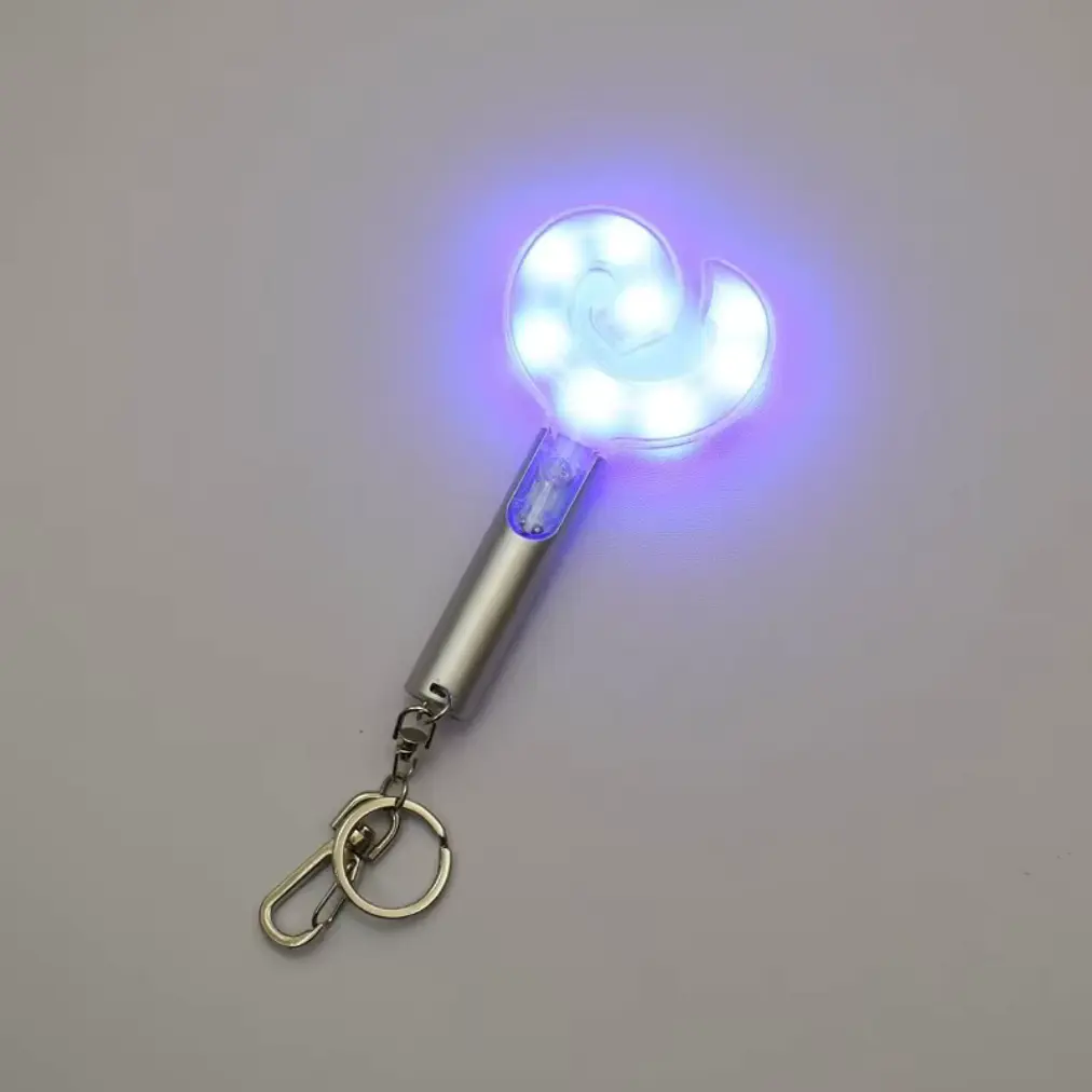 AESPA - LLAVERO LIGHTSTICK (ALTERNATIVA) 2