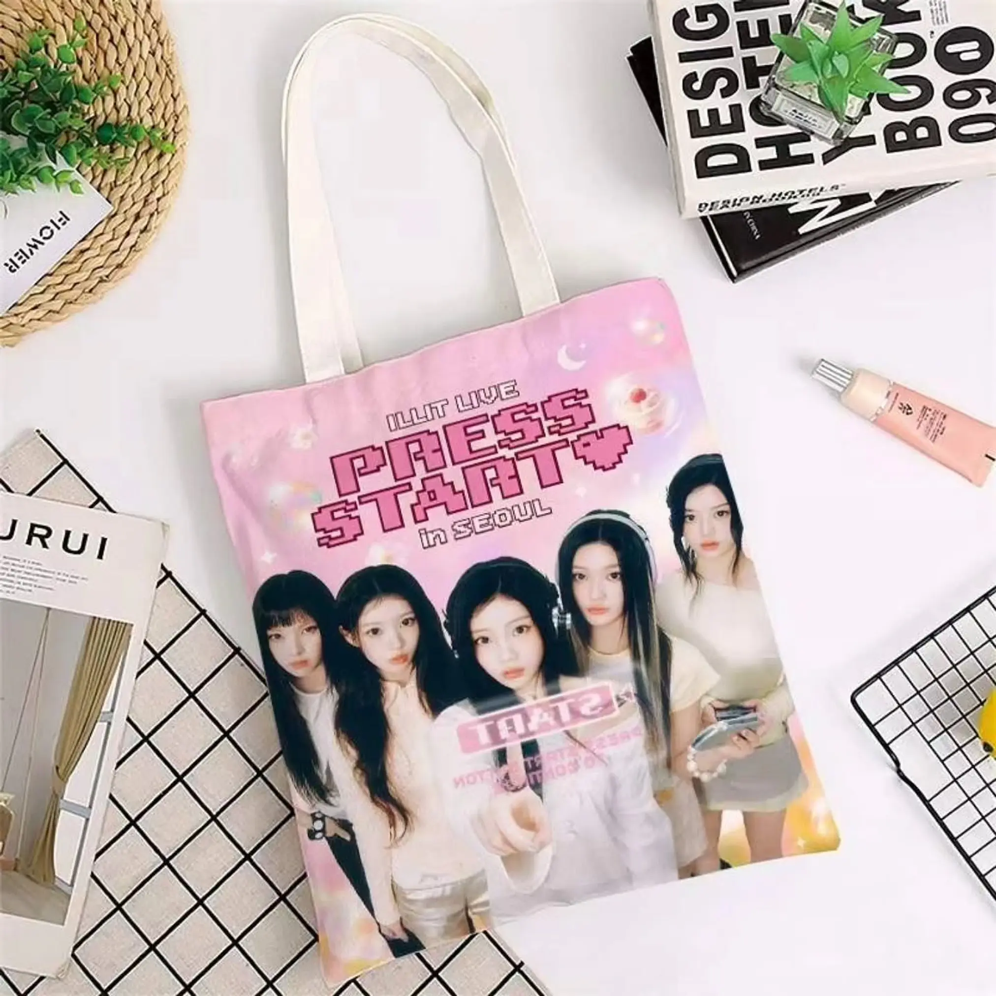 TOTE BAG ILLIT - PINK 1