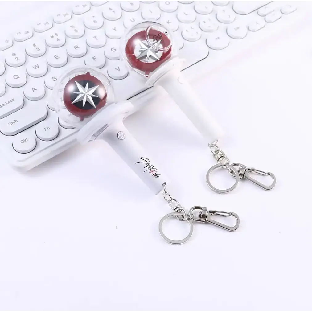 STRAY KIDS - LLAVERO LIGHTSTICK VER. 2 (ALTERNATIVA) 3