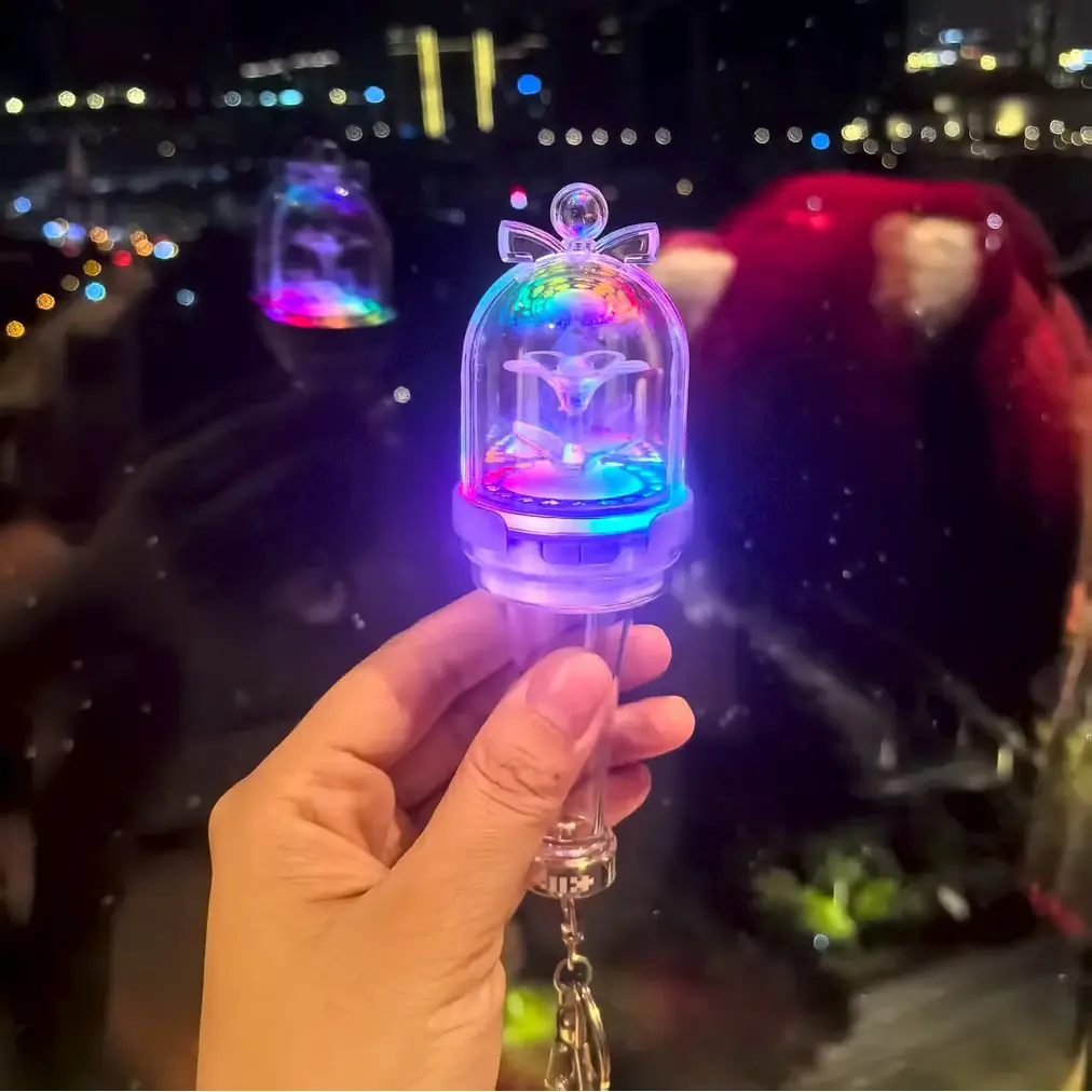 ILLIT - LLAVERO LIGHTSTICK (ALTERNATIVA) 1