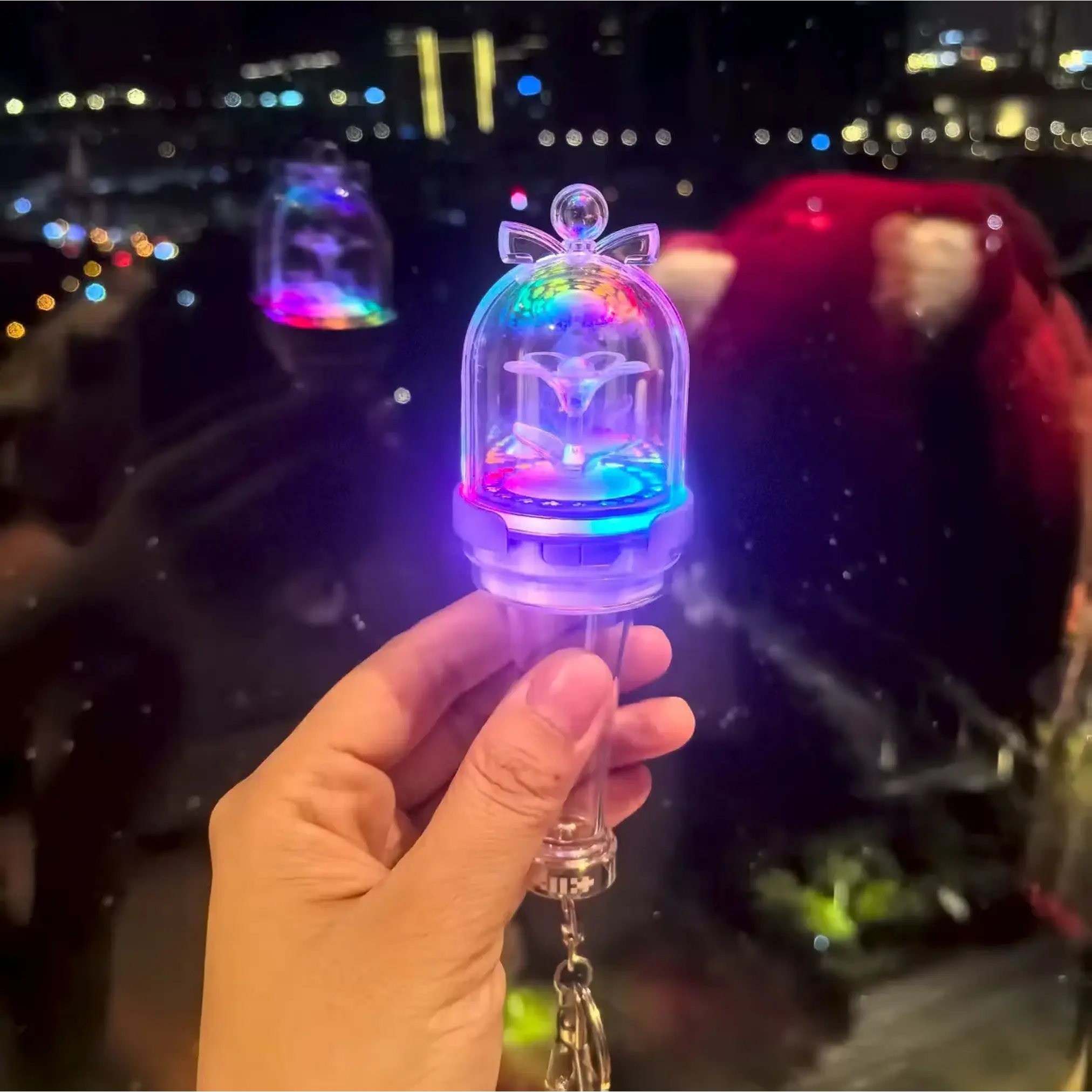 ILLIT - LLAVERO LIGHTSTICK (ALTERNATIVA) 1