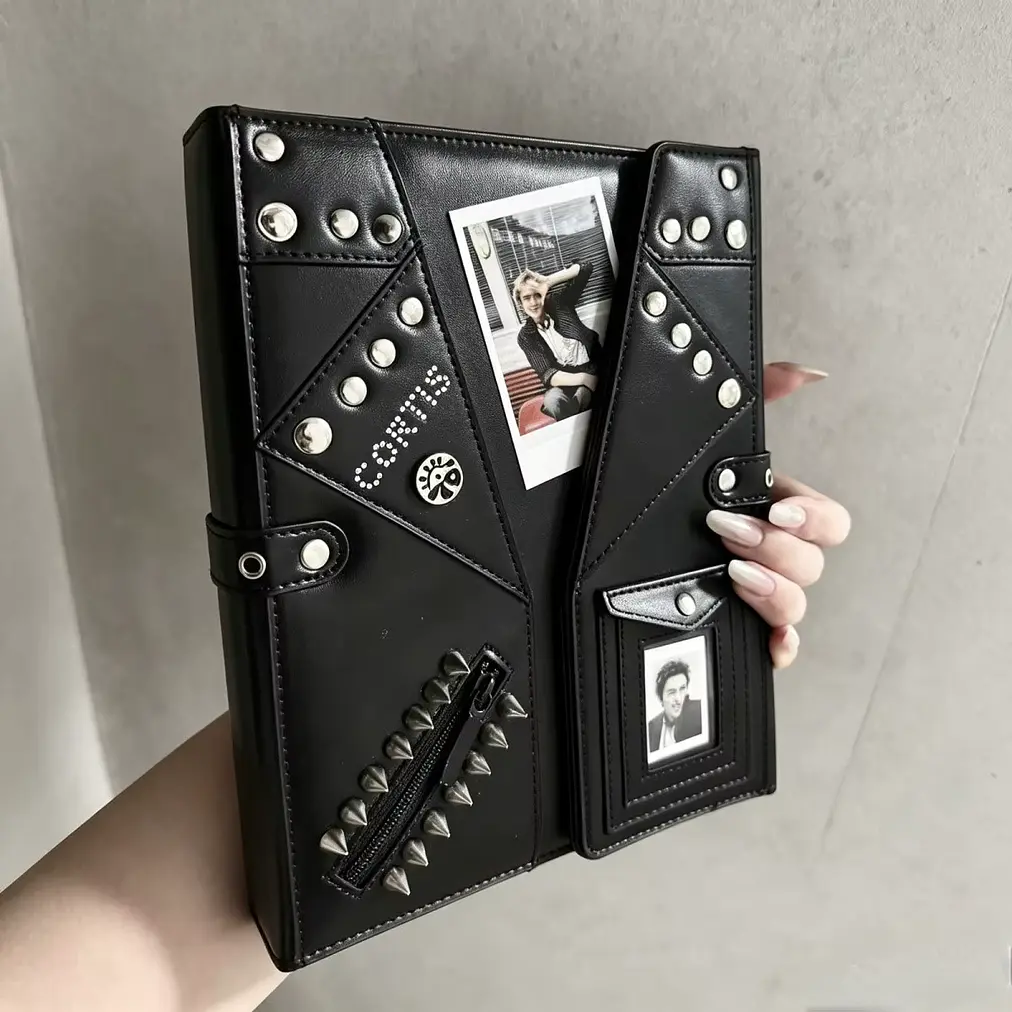 BINDER - CORTIS  1