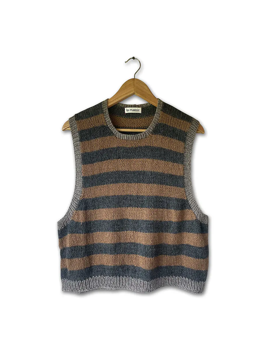 chaleco tierra & grafito 1