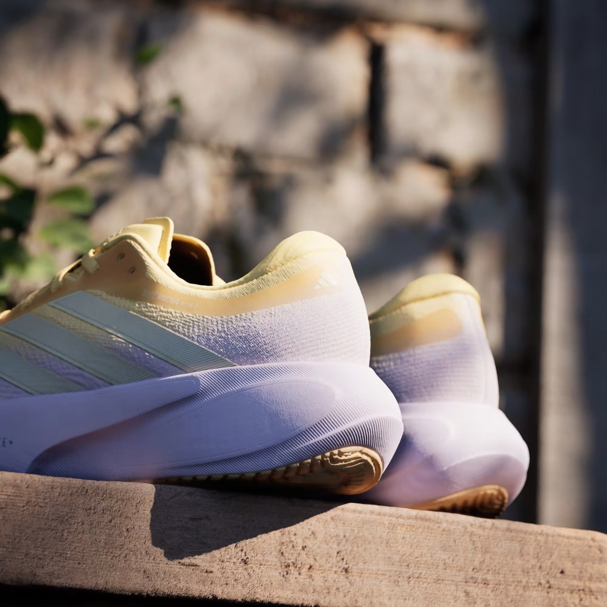 ZAPATILLAS DE RUNNING SUPERNOVA RISE 3 4