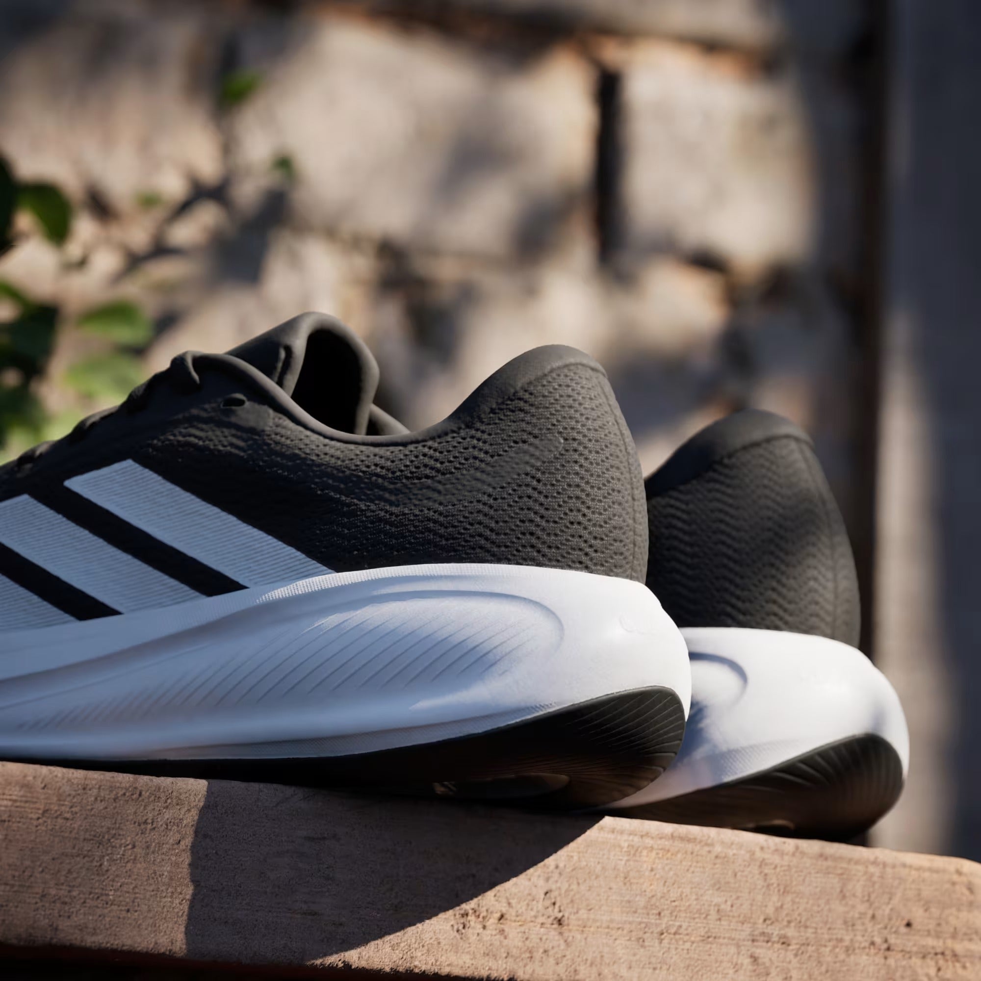 ZAPATILLAS RESPONSE RUNNER 2 5