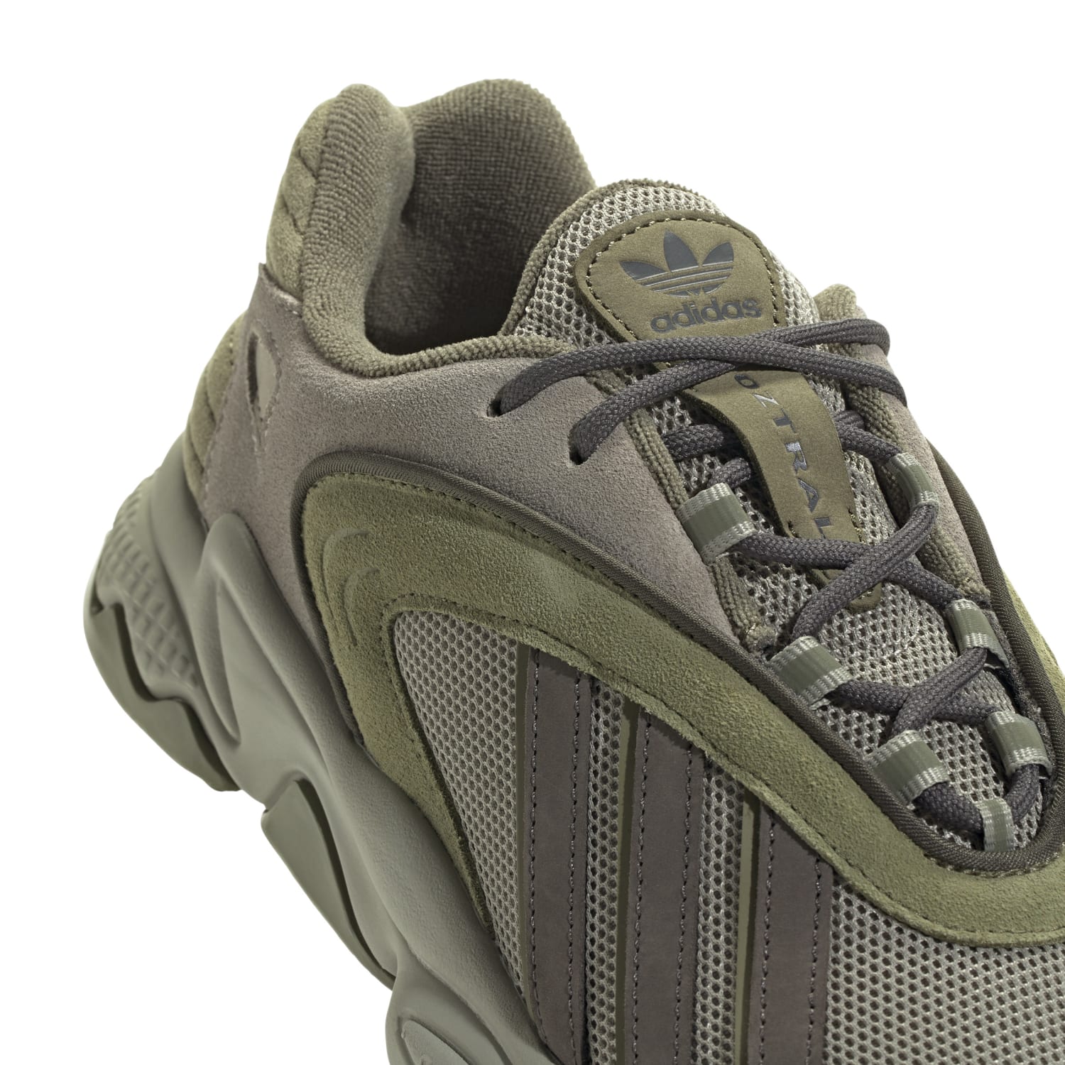 Zapatillas Urbanas Hombre adidas Oztral 7