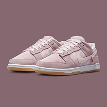 Dunk pink foam