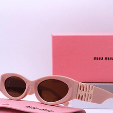 Gafas MiuMiu rosadas