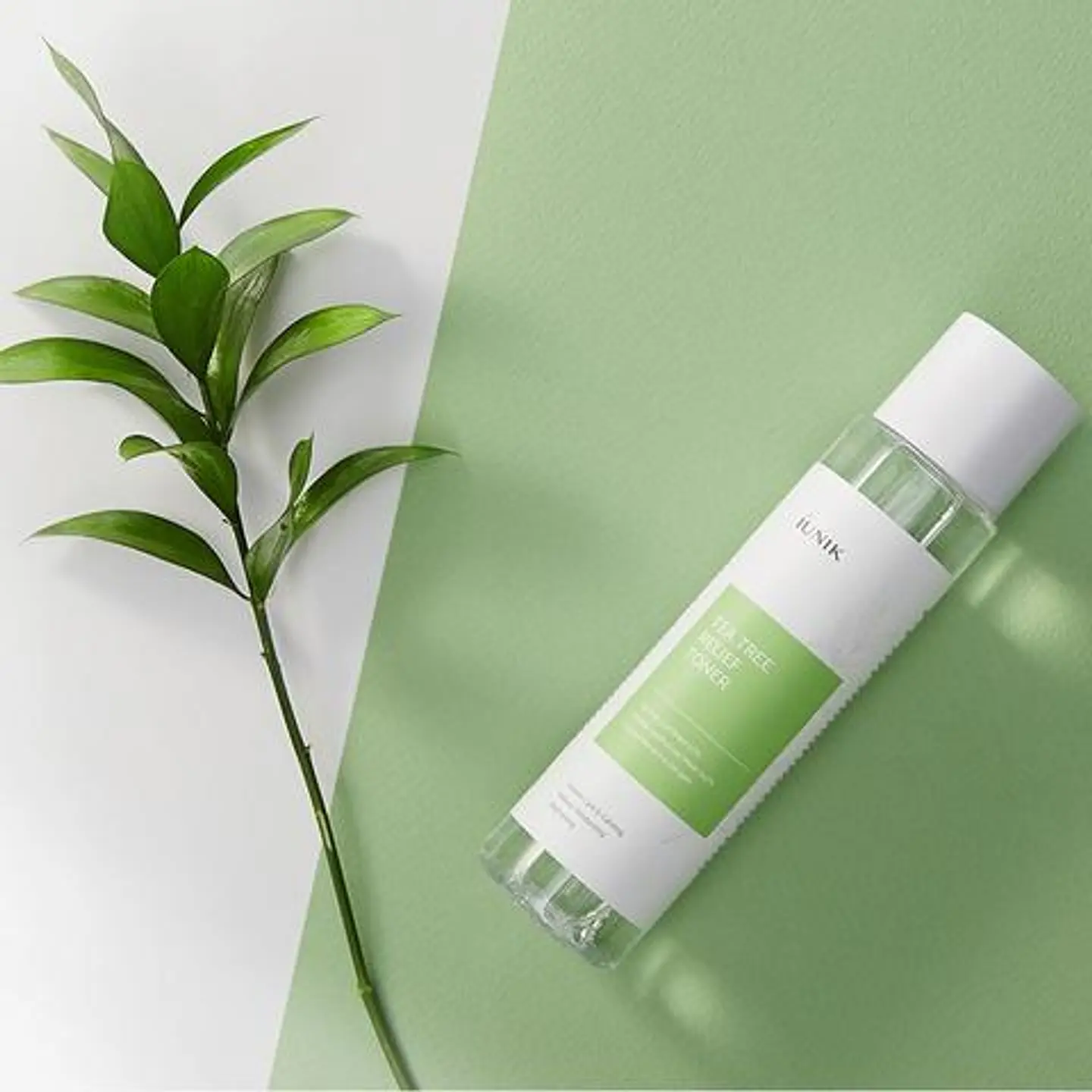 Tea Tree Relief Toner (iUNIK) - 200ml Tónico 67% árbol de té y centella para pieles grasas 6