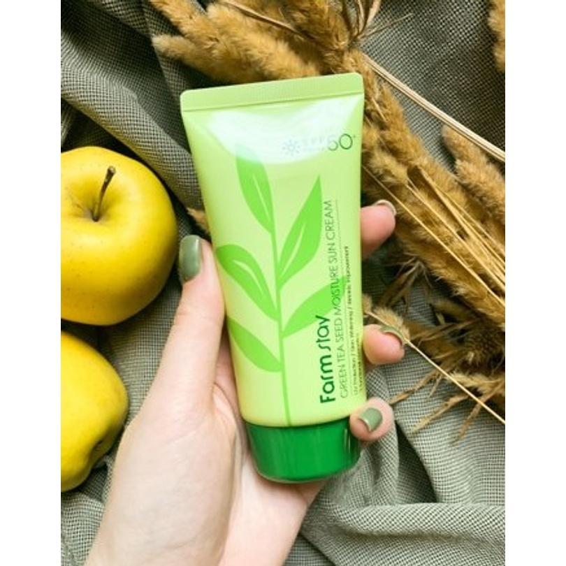 Green Tea Seed Moisture Sun Cream SPF50 + PA +++ (Farm Stay) - 70ml Protector solar ligero anti grasitud toque seco 5