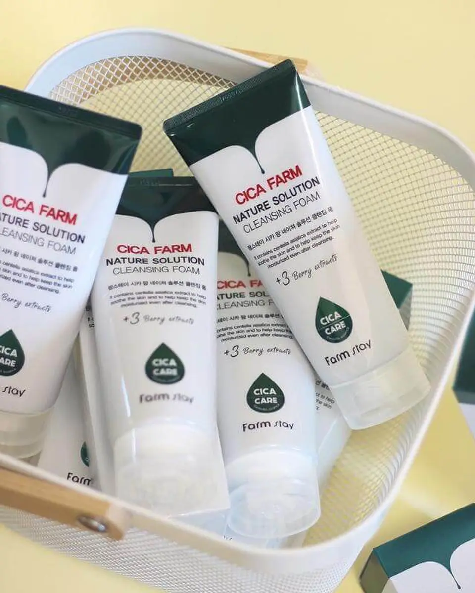 Cica Farm Nature Solution Cleansing Foam (Farm Stay) - 180ml Espuma limpiadora pieles sensibles, rosácea 3