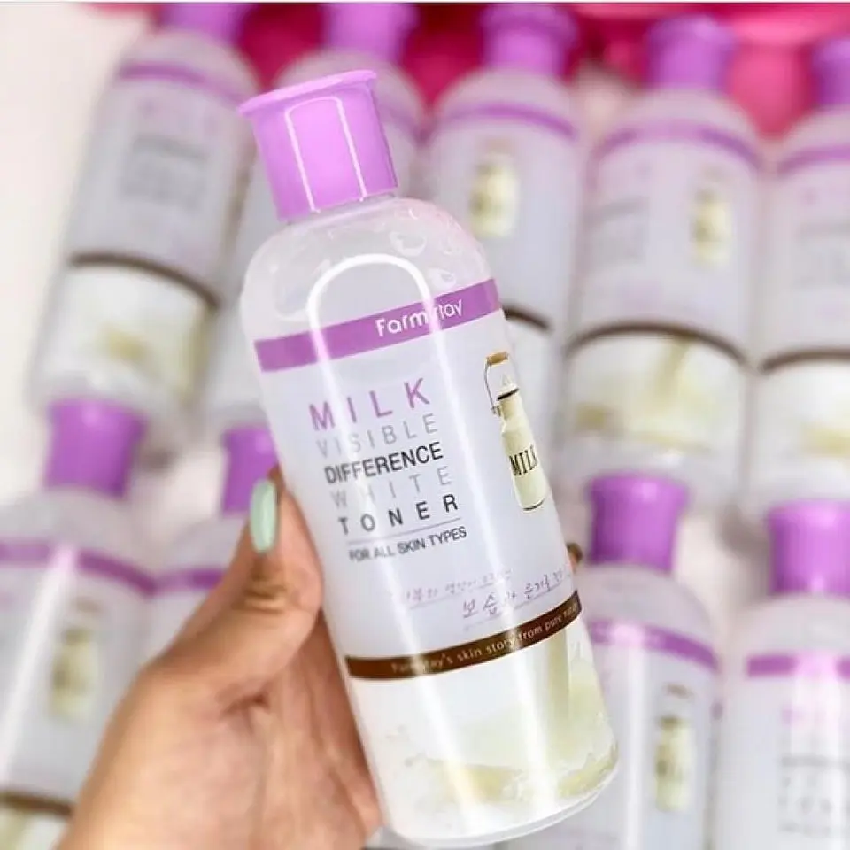 Milk Visible Difference Moisture Toner (Farm Stay) -350 ml Tónico aclarante y nutritivo de leche 4