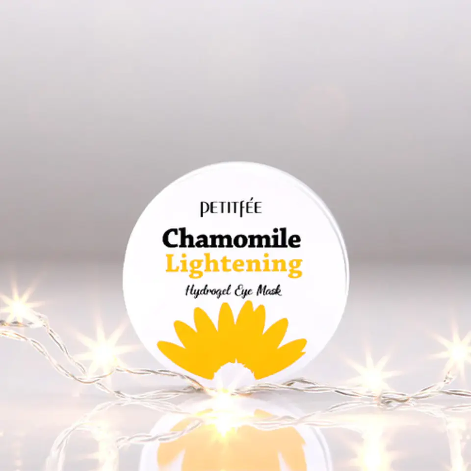 Chamomile Lightening Hydrogel Eye Mask (PETITFEE) - Parches aclarantes y desinflamantes ojeras oscuras  3