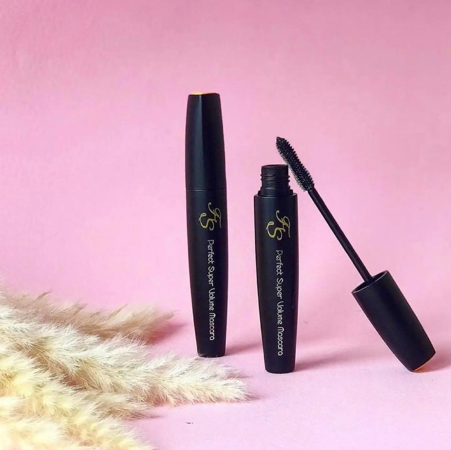 Perfect Super Volume Mascara (Farm Stay) - Máscara de pestañas voluminizadora a prueba de agua 5