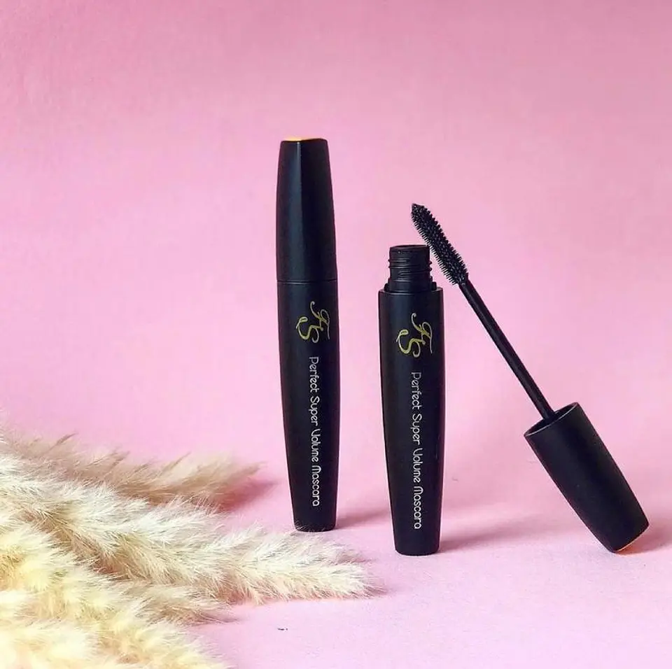 Perfect Super Volume Mascara (Farm Stay) - Máscara de pestañas voluminizadora a prueba de agua 5