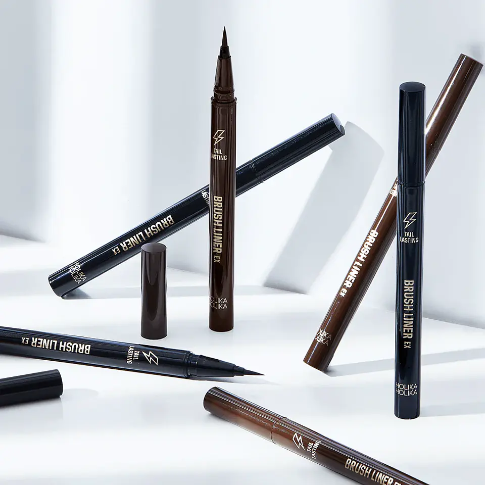Tail Lasting Brush Liner EX 01 Real Black (Holika Holika)- Delineador líquido tipo plumón a prueba de agua 4