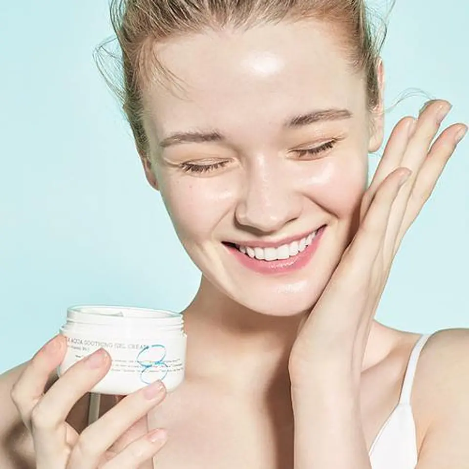 Green Tea Aqua Soothing Gel Cream (COSRX) -50ml Crema hidratante ligera pieles mixtas/ grasas té verde 9