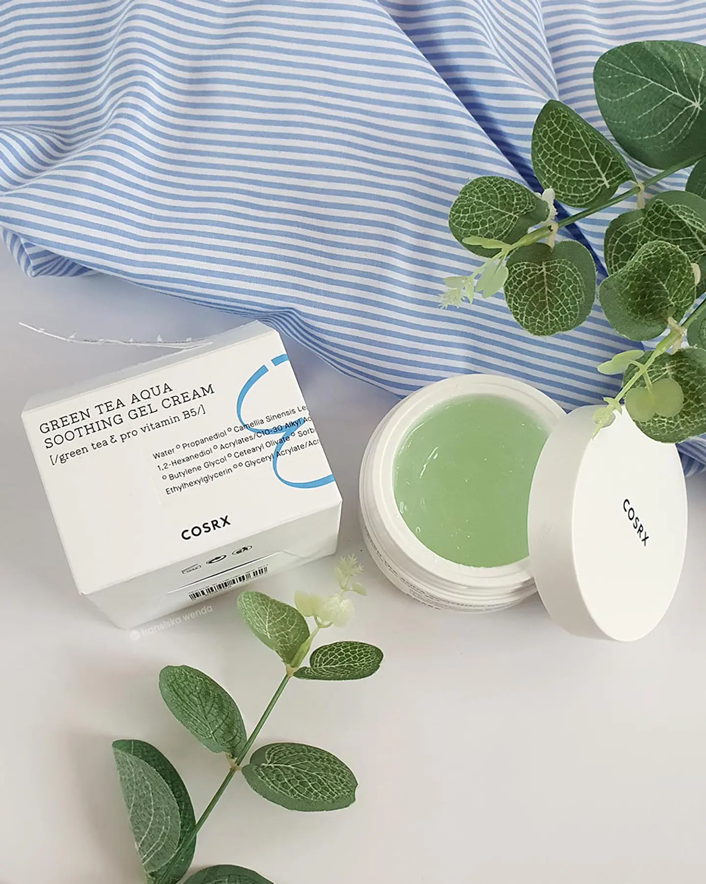 Green Tea Aqua Soothing Gel Cream (COSRX) -50ml Crema hidratante ligera pieles mixtas/ grasas té verde 13