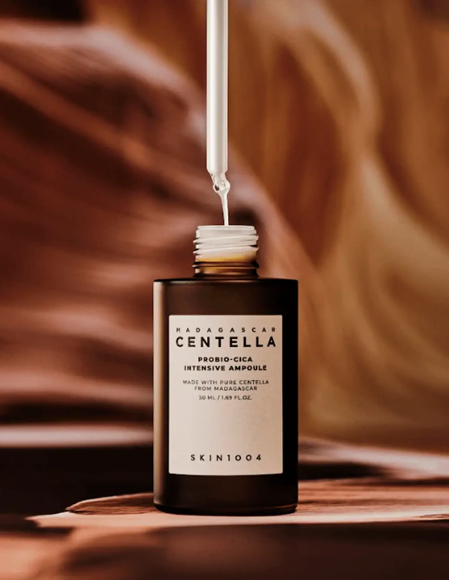 Madagascar Centella Probio-Cica Intensive Ampoule (SKIN1004) - 50ml Serum antiedad con probióticos y centella 8