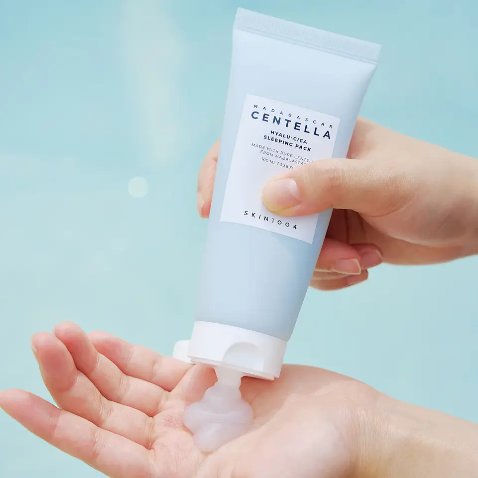 Madagascar Centella Hyalu-cica Sleeping Pack (SKIN1004) -100ml Crema nocturna con centella asiática y ácido hialurónico 11
