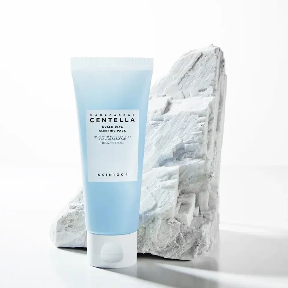 Madagascar Centella Hyalu-cica Sleeping Pack (SKIN1004) -100ml Crema nocturna con centella asiática y ácido hialurónico 7