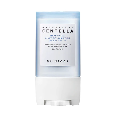 Madagascar Centella Hyalu-Cica Silky-Fit Sun Stick SPF50+ PA++++  (SKIN1004) - 20gr Protector solar en barra pieles sensibles con ácido hialurónico y centella asiática