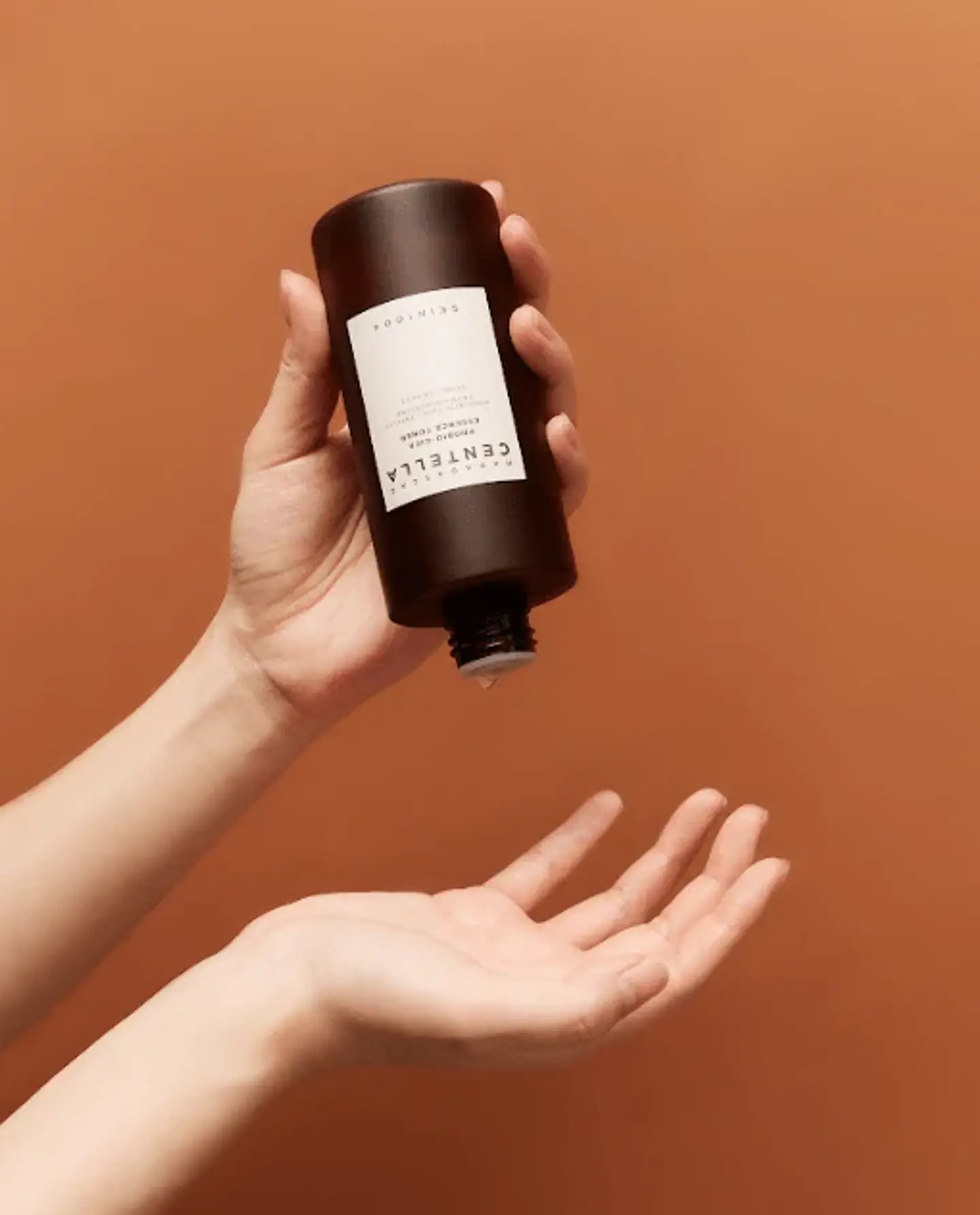Madagascar Centella Probio-Cica Essence Toner (SKIN1004) - 210ml Tónico Centella Asiática + Probióticos 2