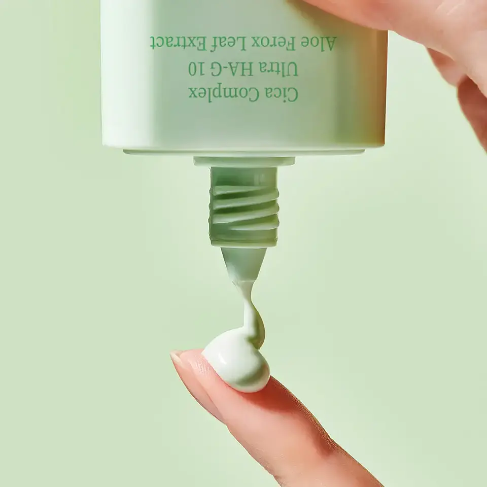 Cica Calming Sun Serum (TOCOBO) -50ml Protector solar con centella asiática 18