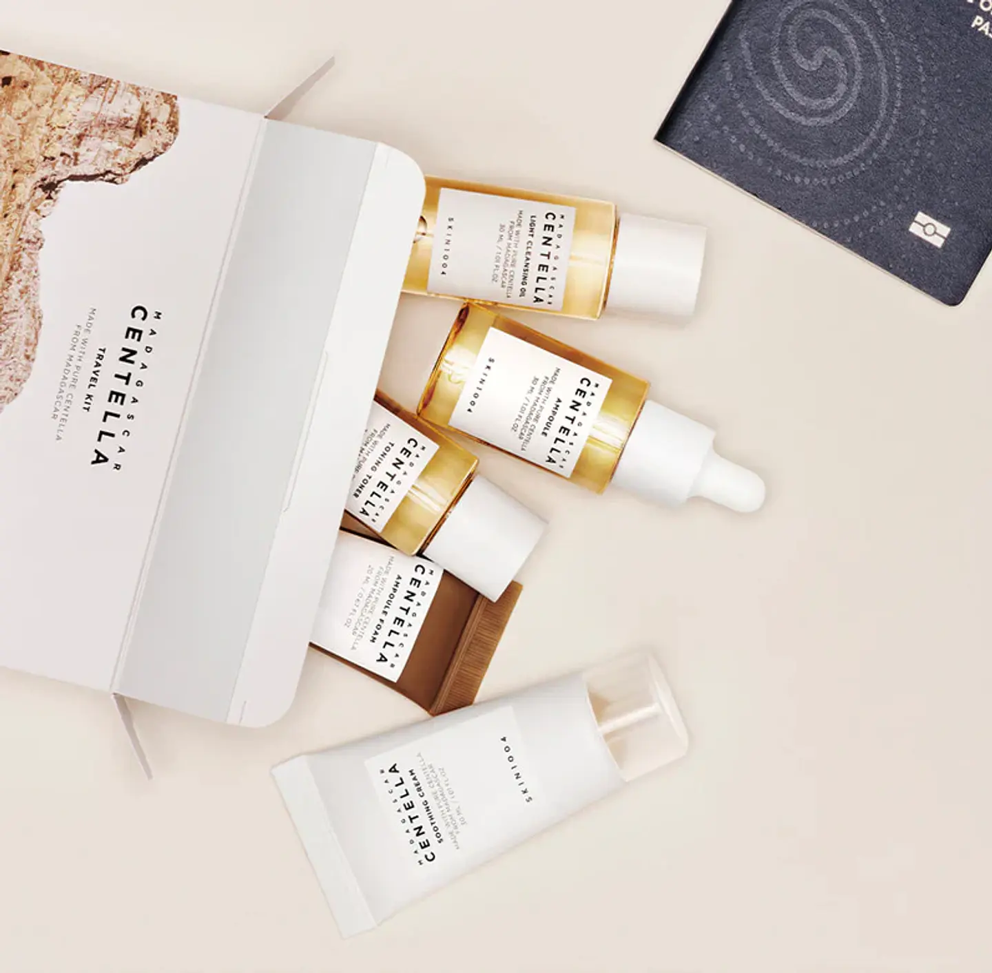 Madagascar Centella Travel Kit (SKIN1004) Set de miniaturas 1 Limpiador oleoso 30ml + 1 Limpiador en espuma 20 ml + 1 Tónico 30ml + 1 Serum 30ml + 1 Crema 30ml 4