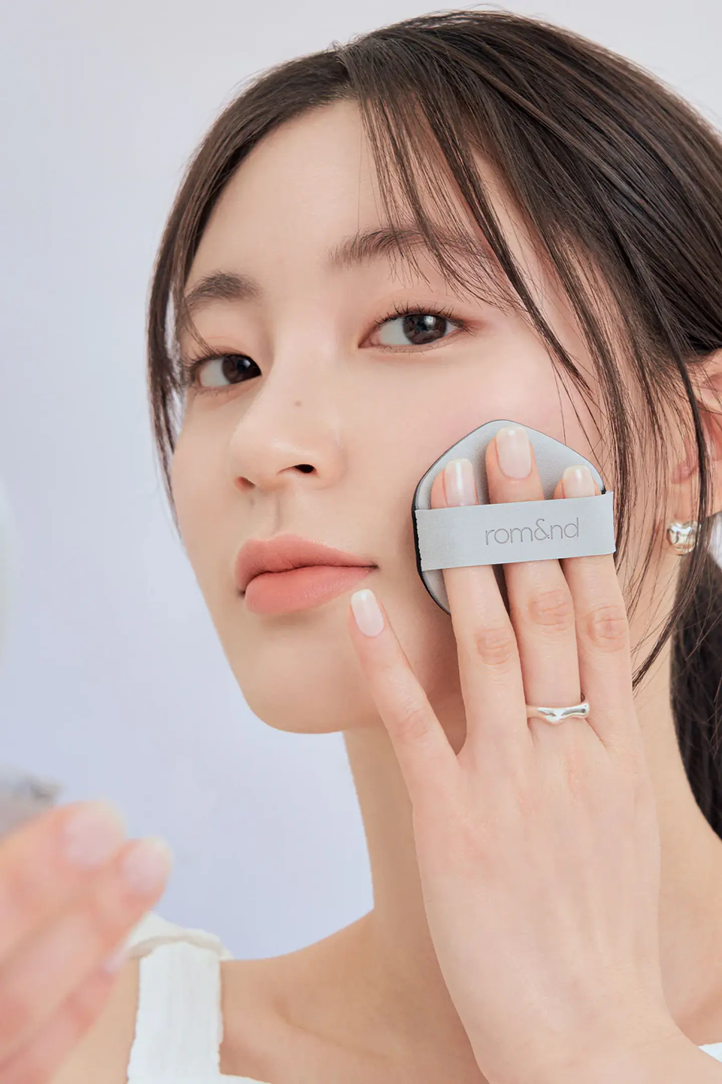 Nu Zero Cushion SPF24 PA++ (Rom&nd) - Base de maquillaje  2